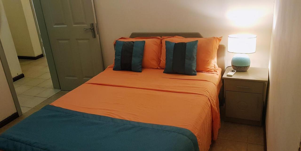 Paradya Beach Apartments Flic en Flac Ngoại thất bức ảnh